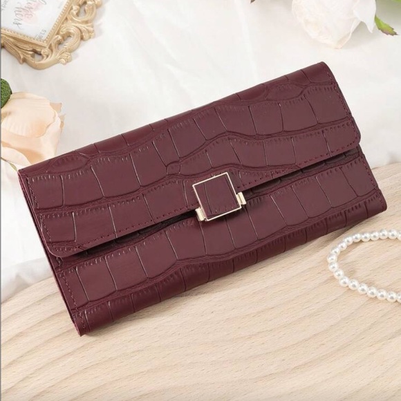 ⚠️Clearance Elegant Burgundy / Wine Red Crocodile-Embossed Clutch Long Wallet - Picture 6 of 8